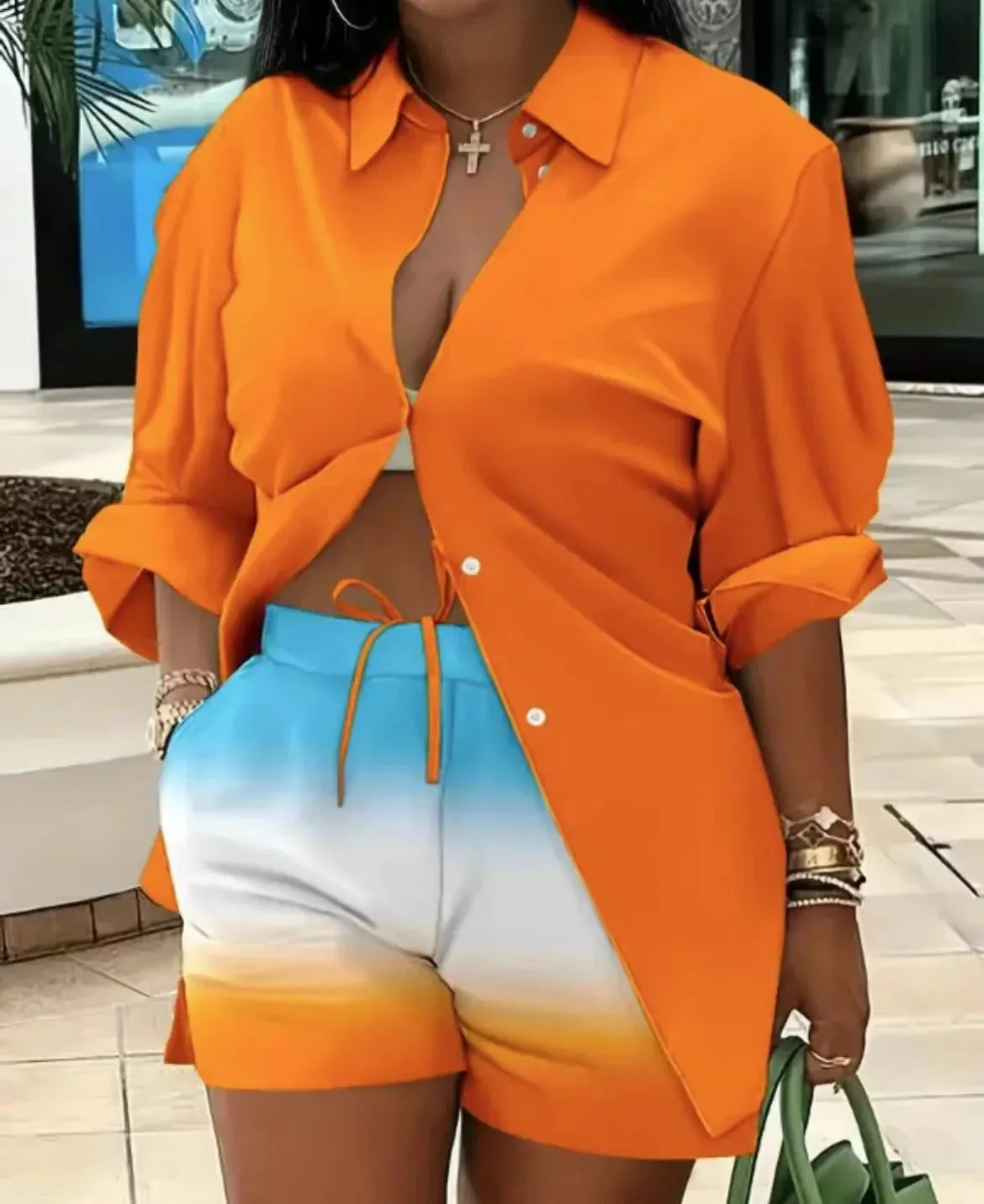🌟 Stylish 2-Piece Women's Outfit – Printed Button Shirt & Shorts Set 🌟