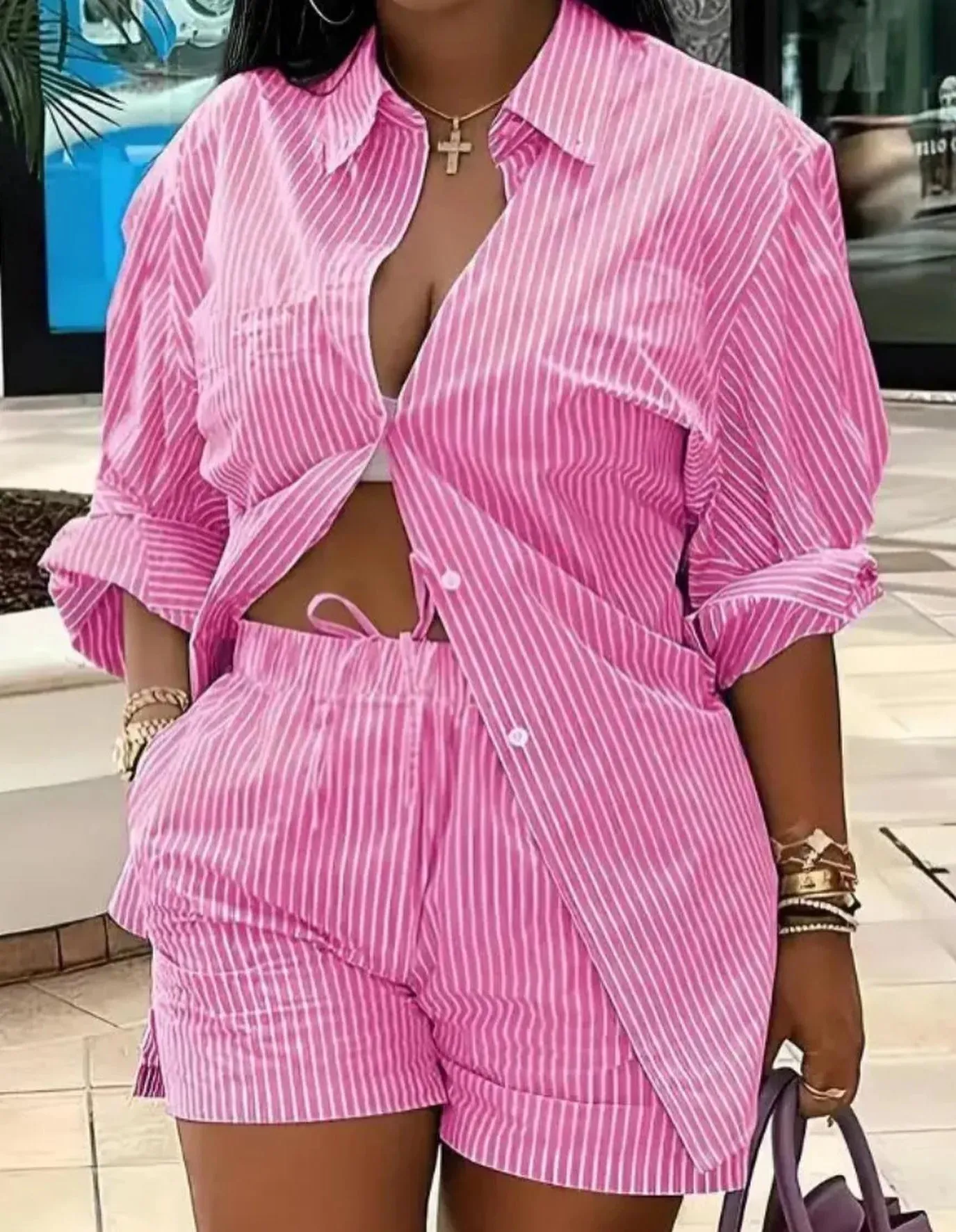 🌟 Stylish 2-Piece Women's Outfit – Printed Button Shirt & Shorts Set 🌟