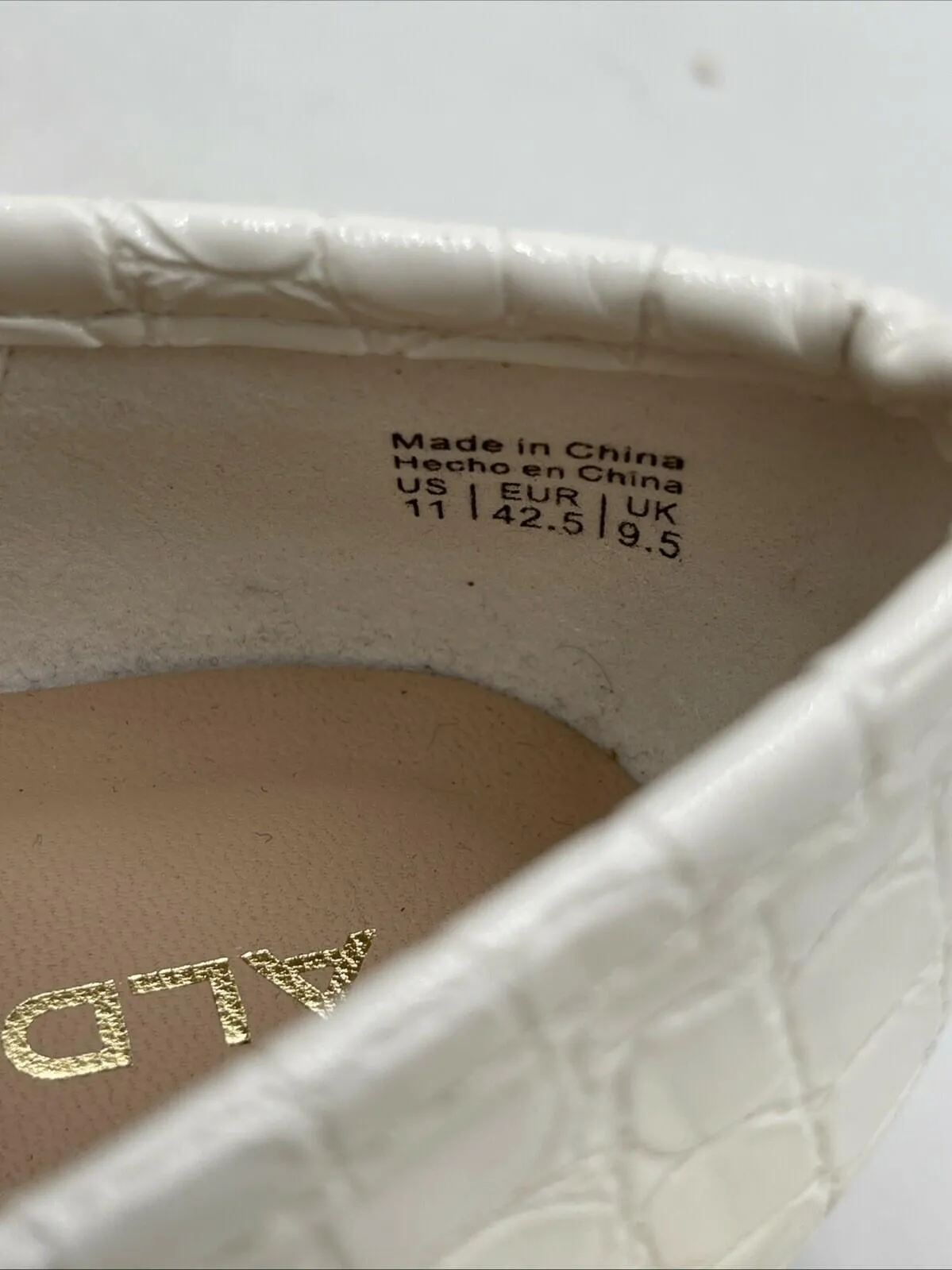 Aldo Women’s Loafers White Size 11 - Very Good