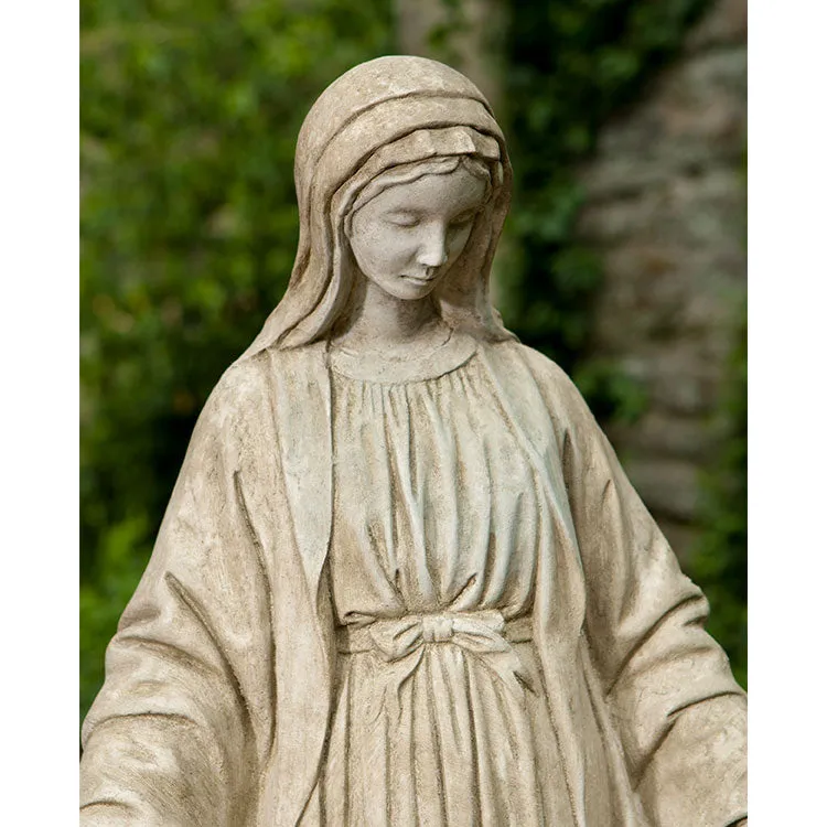 Campania Classic Madonna