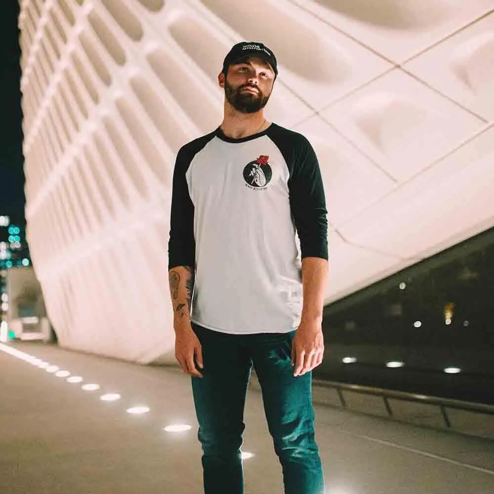 CLASSIC RAGLAN