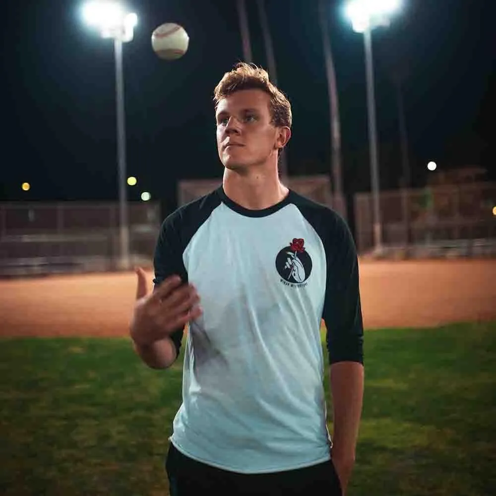 CLASSIC RAGLAN