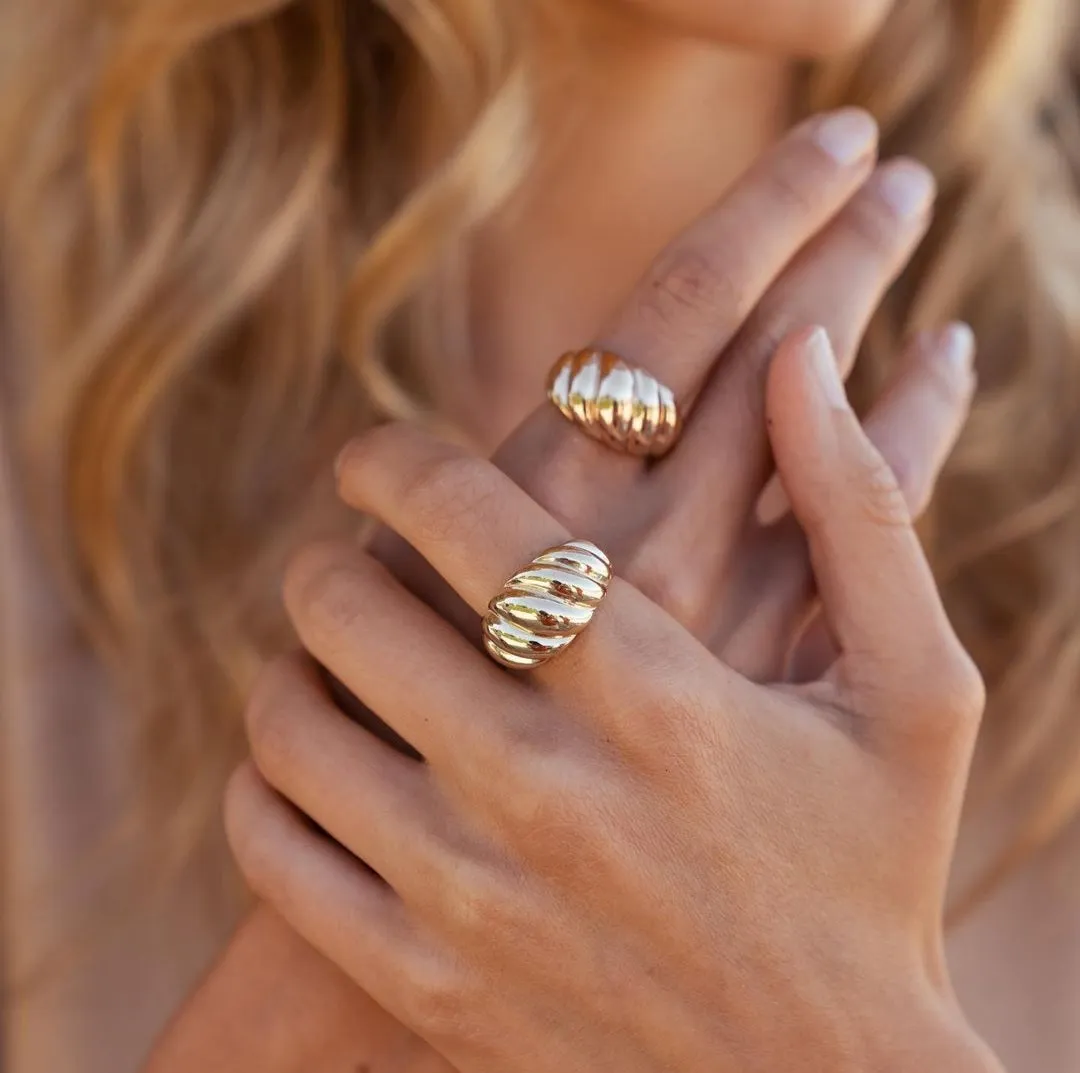 CLASSIC ZOE RING