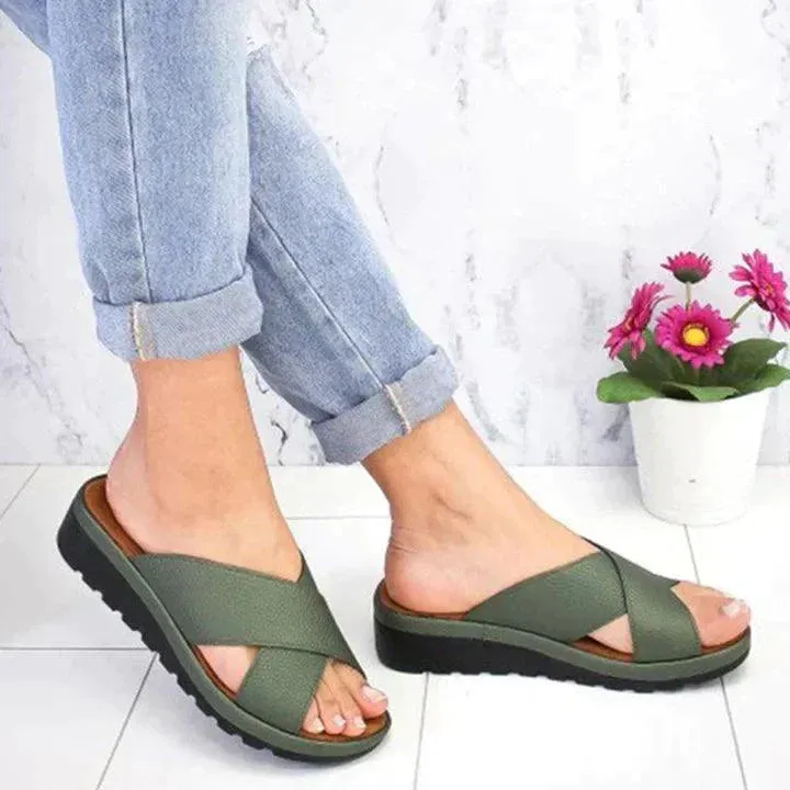 Comfortable slippers for women
