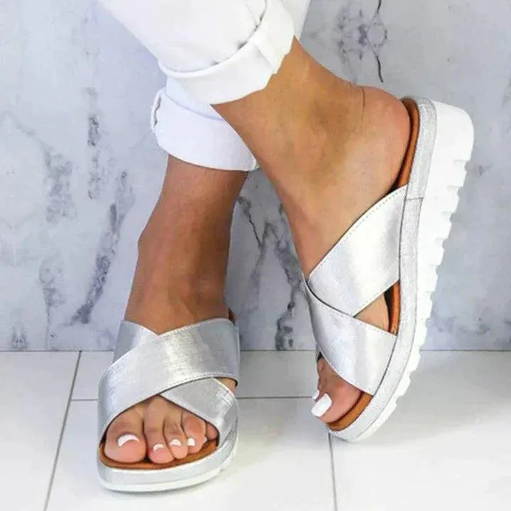 Comfortable slippers for women