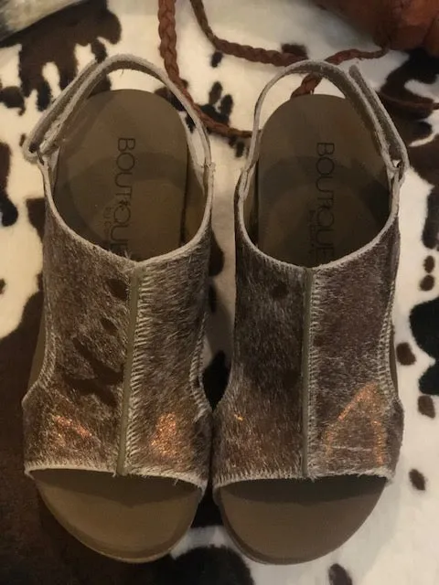 Corky's Pasture Bronze Sandal Hair on Hide Cow