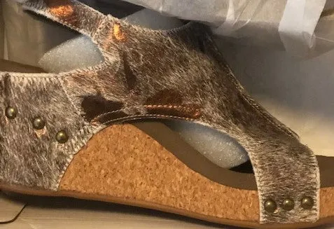 Corky's Pasture Bronze Sandal Hair on Hide Cow