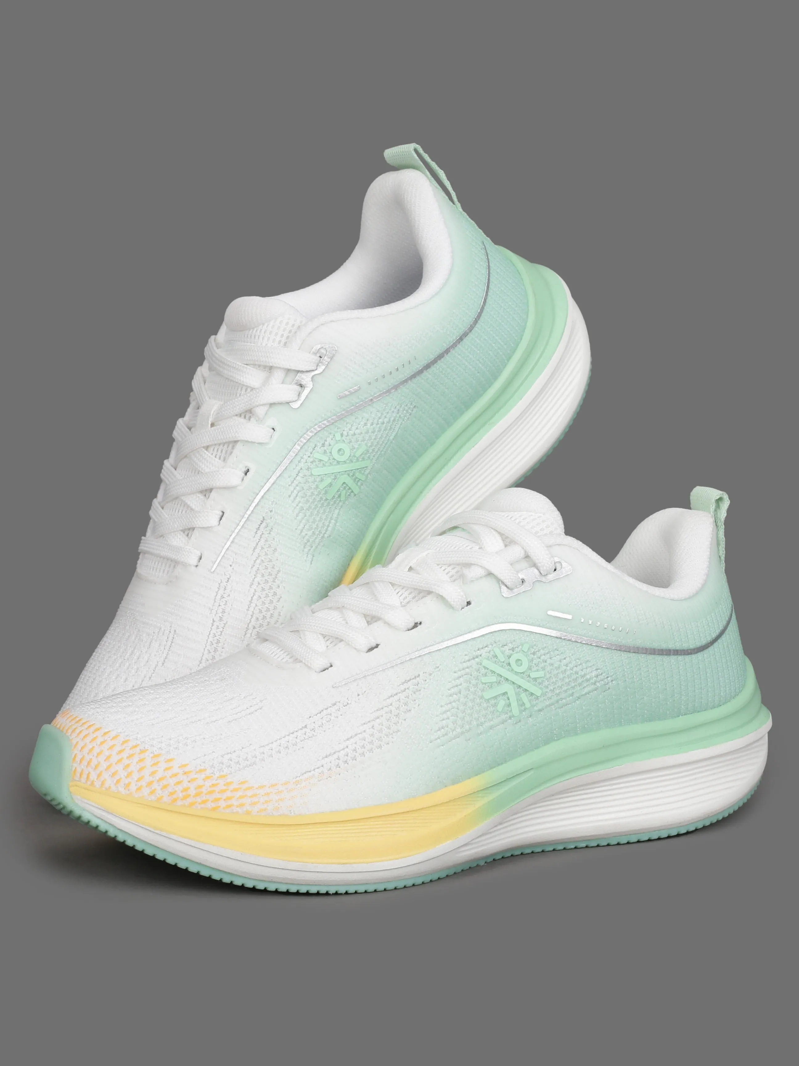 cult Women's Aeris Running Shoes - L.Green