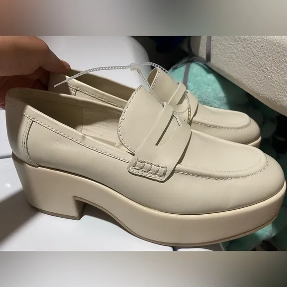 Dolce Vita Yanni Leather Platform Penny Loafers Ivory NWT size 8