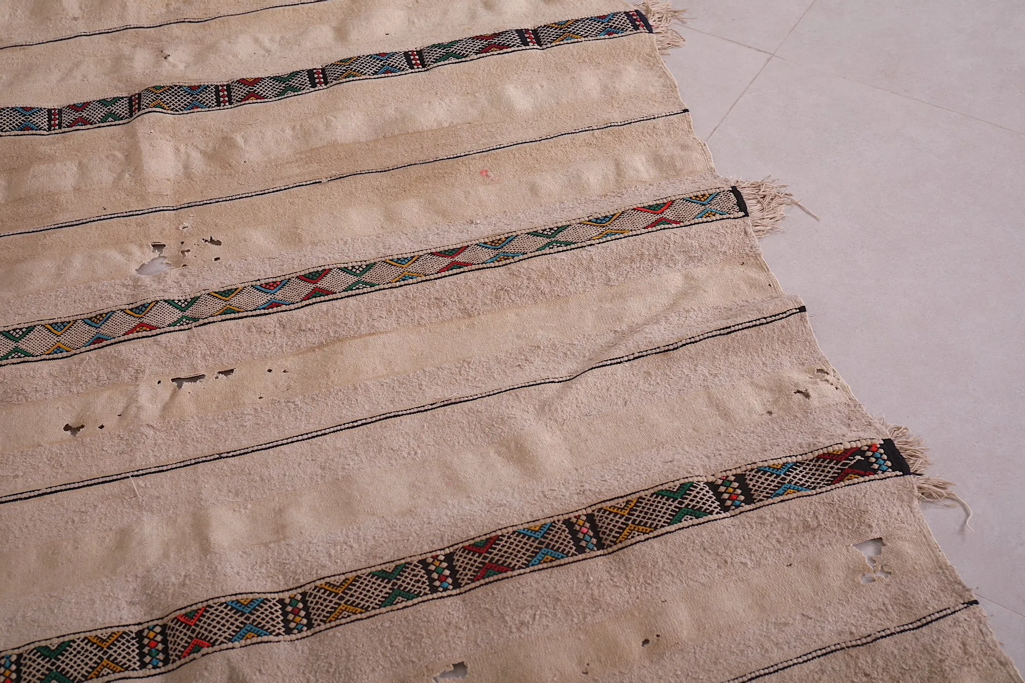 Handwoven Kilim 3.8 FT X 7.2 FT – Vintage Moroccan Rug