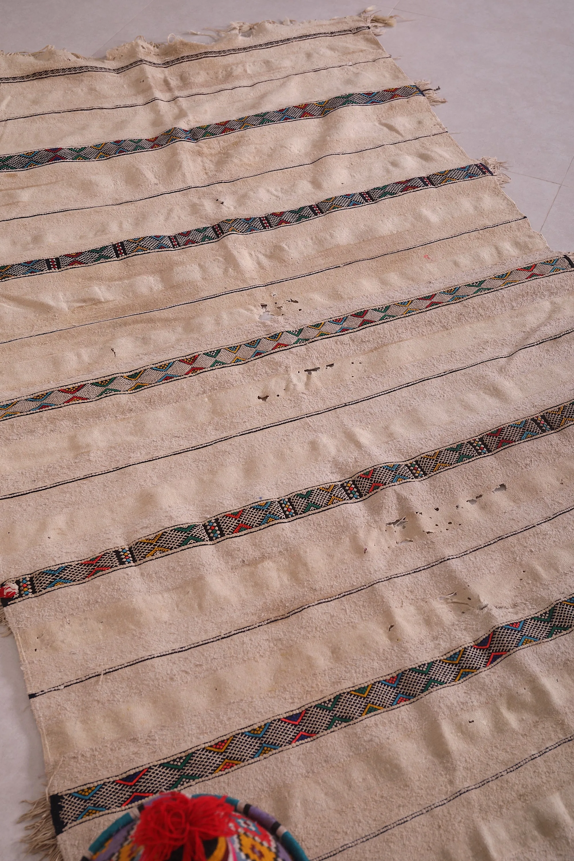 Handwoven Kilim 3.8 FT X 7.2 FT – Vintage Moroccan Rug