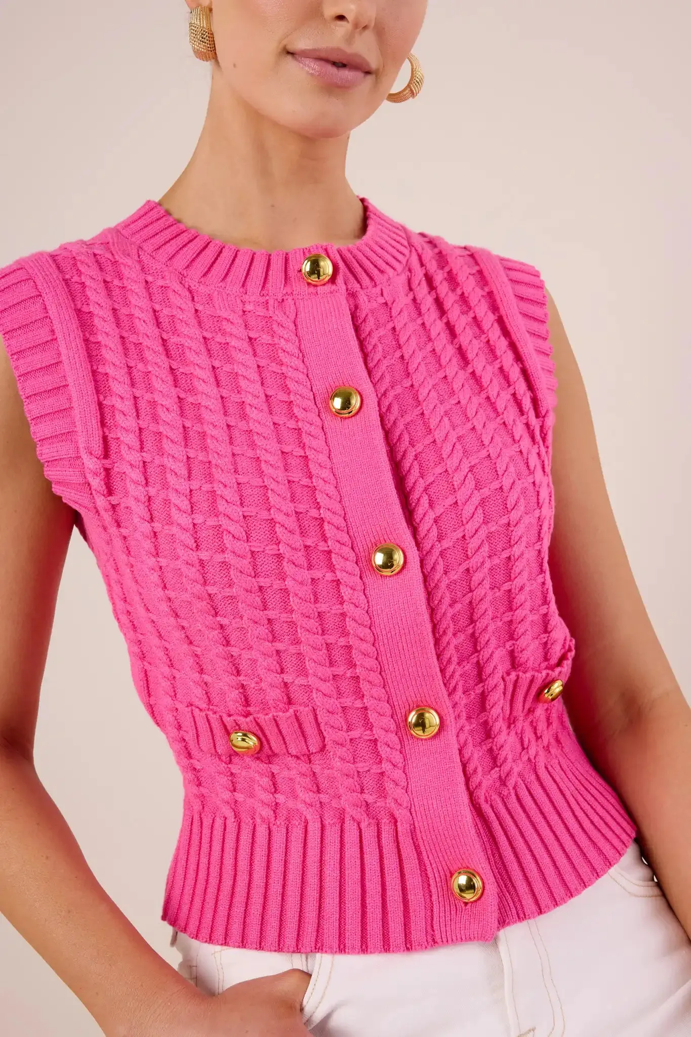 Isabelle Vest