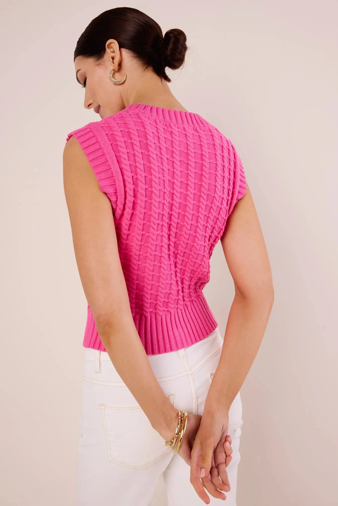 Isabelle Vest
