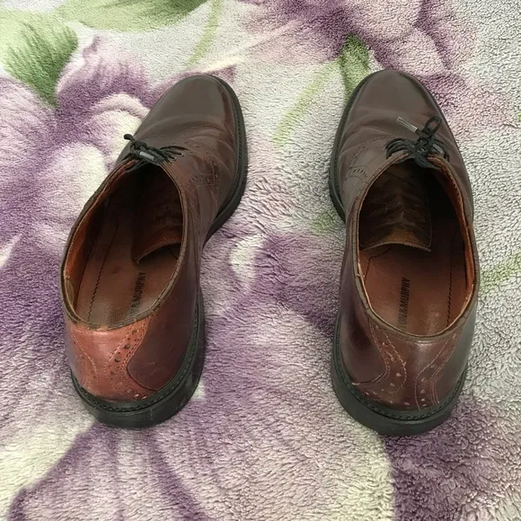 Johnston and Murphy Leather Dress Shoes 👞