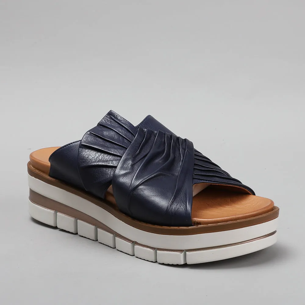 Khloe - Navy