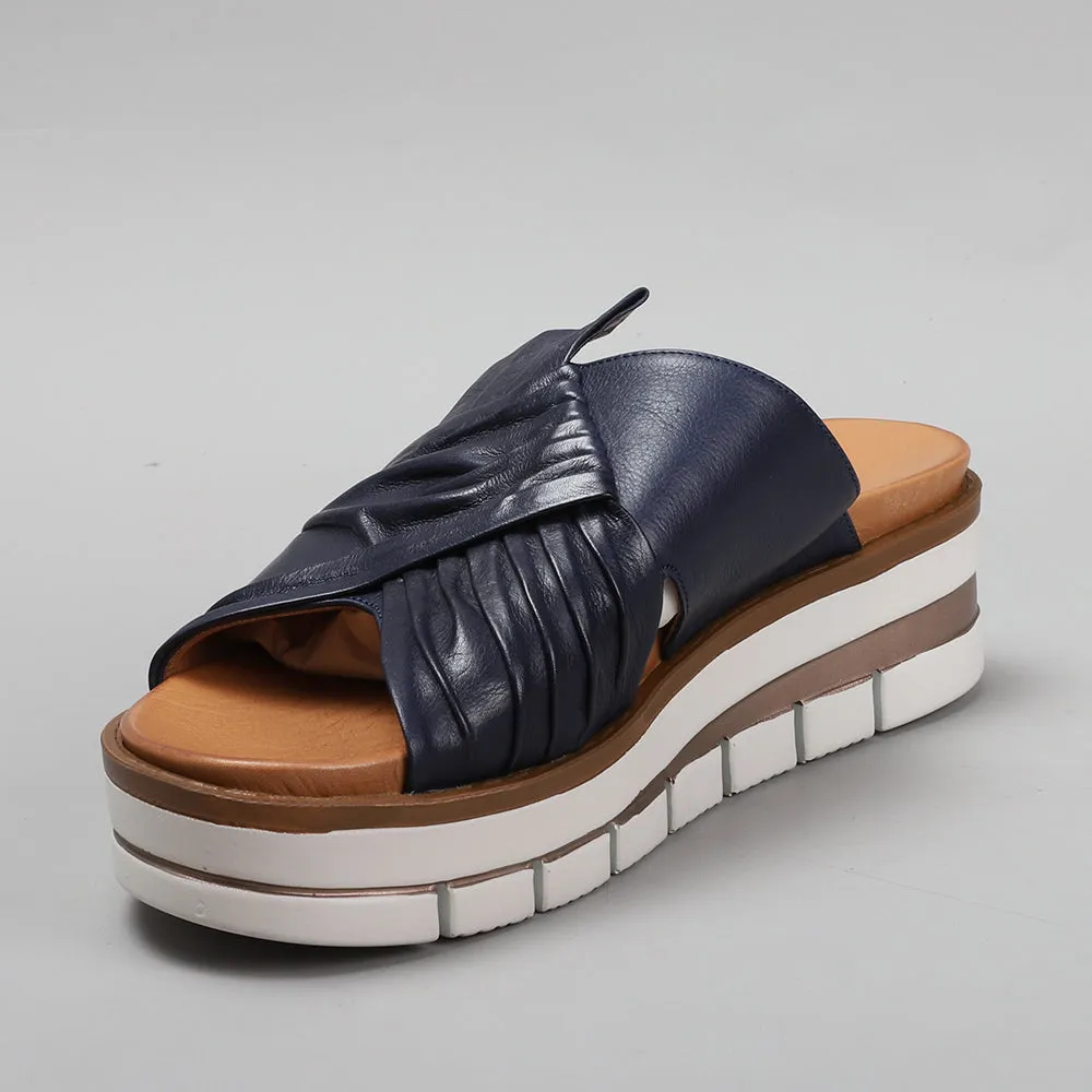 Khloe - Navy