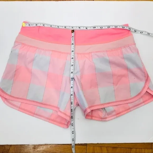 Lululemon Coral Gingham Groovy Run Short Gros Gingham Bleached Coral Pink Pop 6