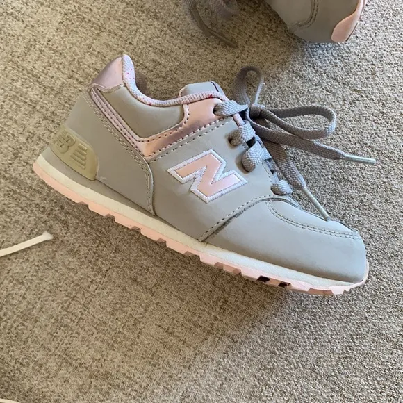 New balance metallic pink 574 sneaker shoes