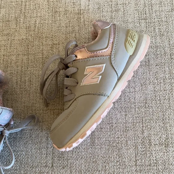 New balance metallic pink 574 sneaker shoes