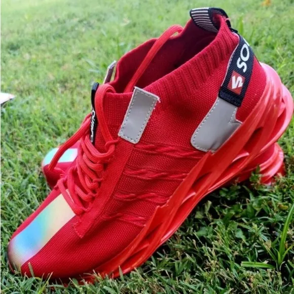 New South Pole Shoes 👟 Red Size 10