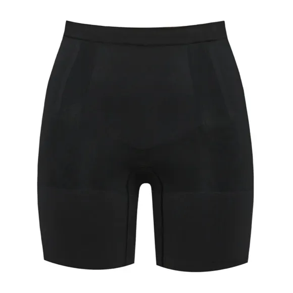 New SPANX sculpt OnCore Mid-Thigh Short in Black Size L