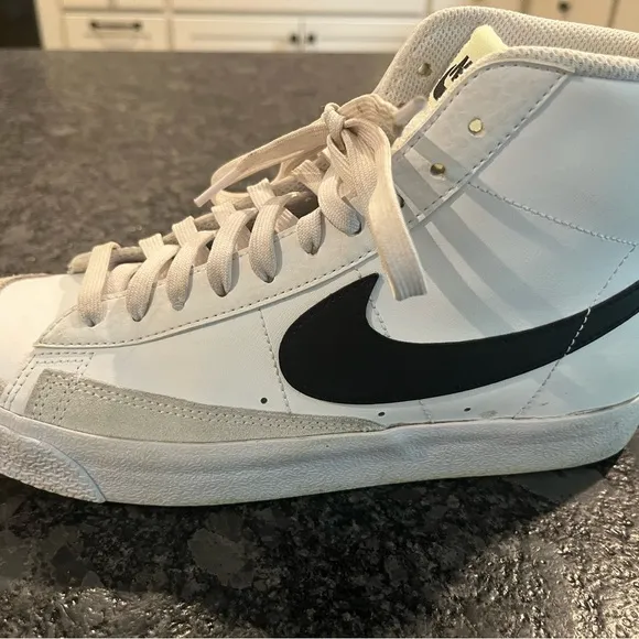 Nike blazer mid ‘77 kids shoes DA4086-109