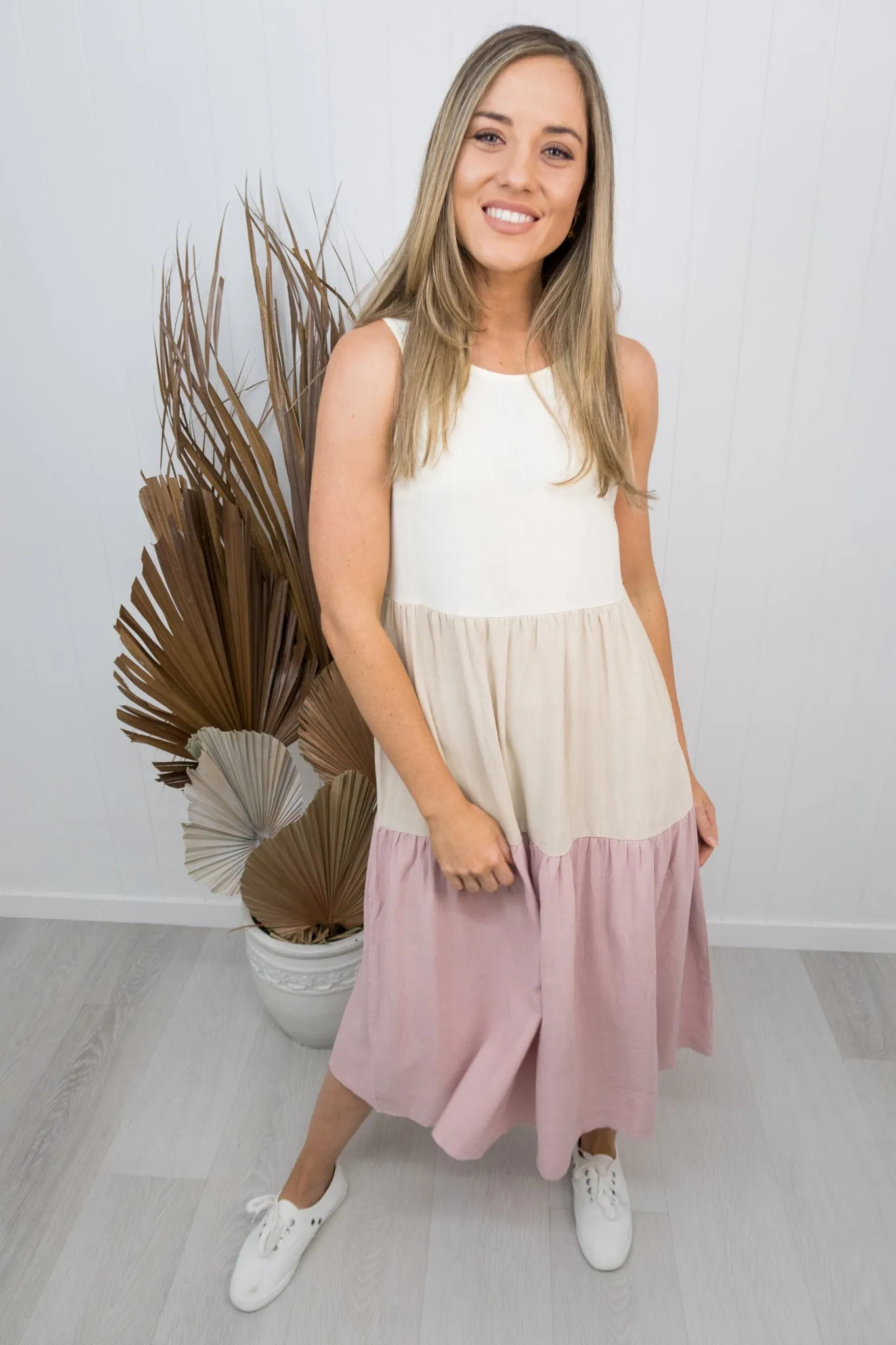 Nova Dress -White/nude/blush