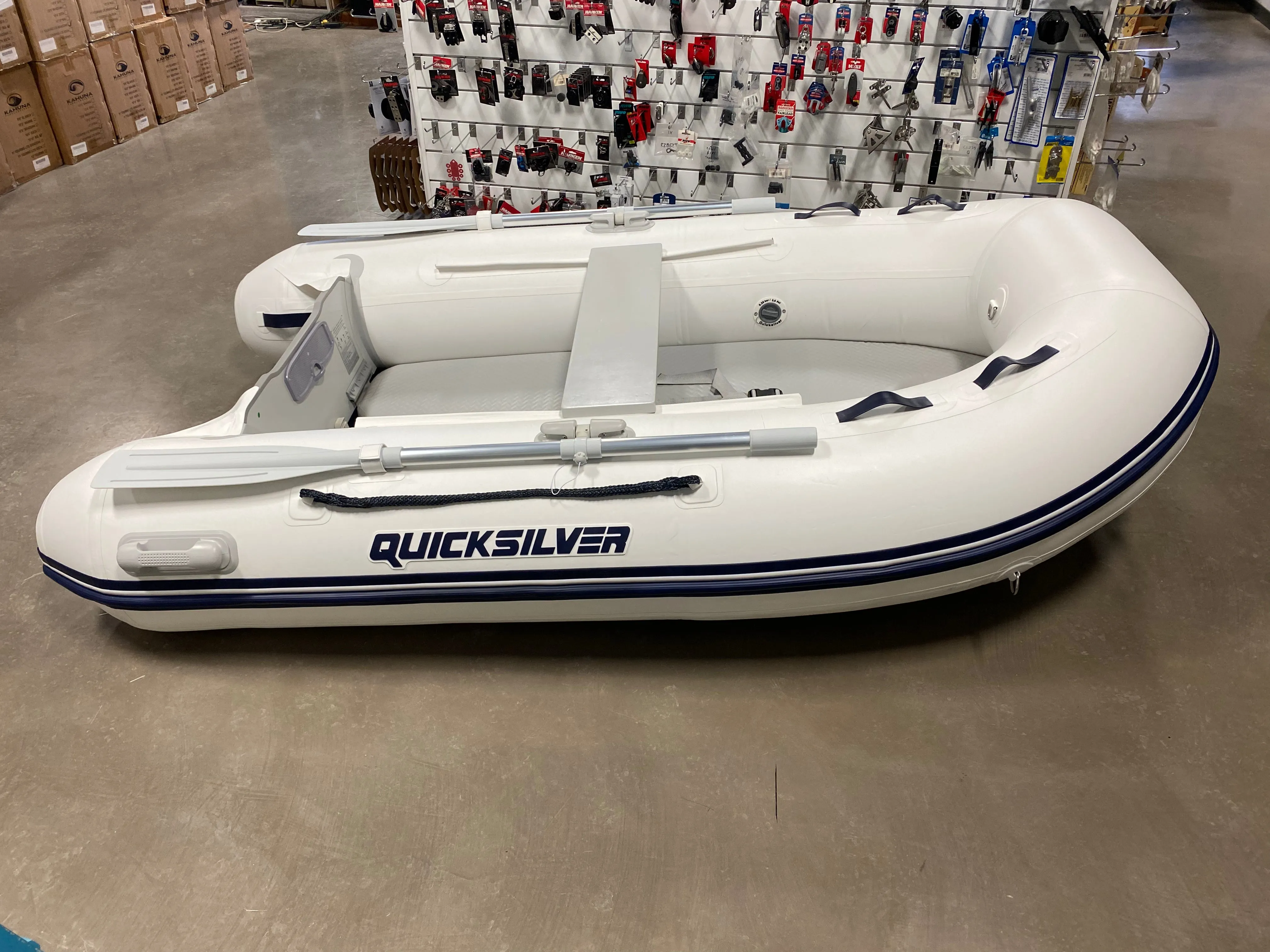Quicksilver Airdeck 250