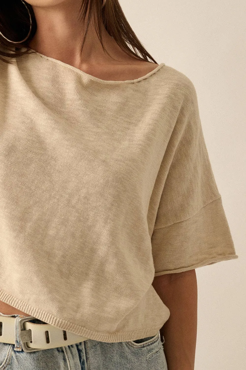 SHORT-SLEEVE LIGHTWEIGHT KNIT SWEATER