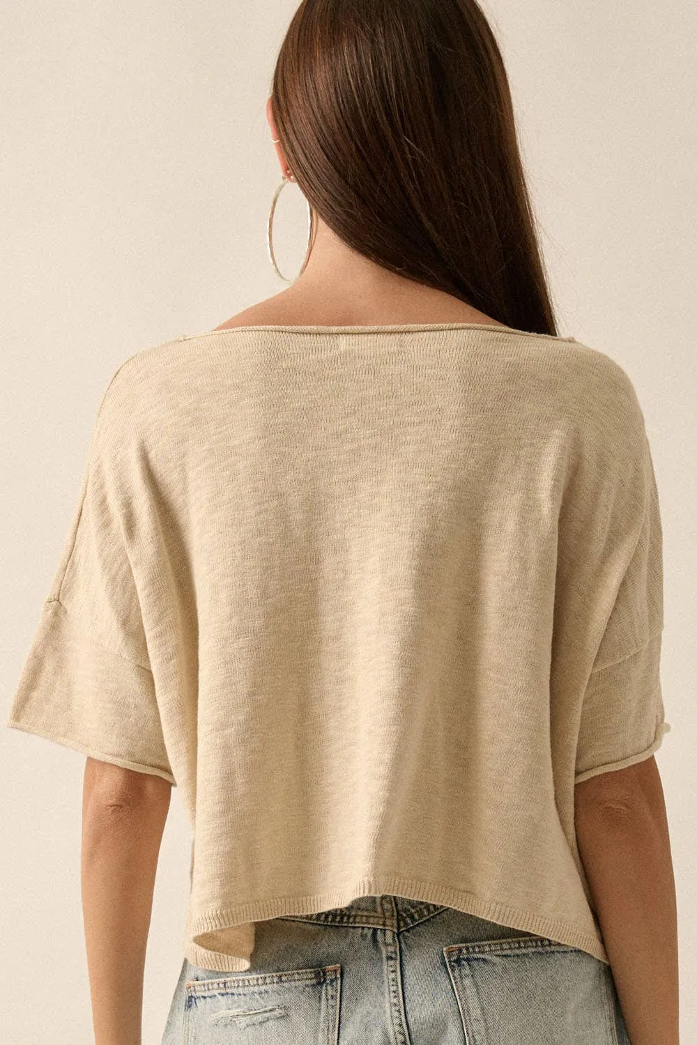 SHORT-SLEEVE LIGHTWEIGHT KNIT SWEATER