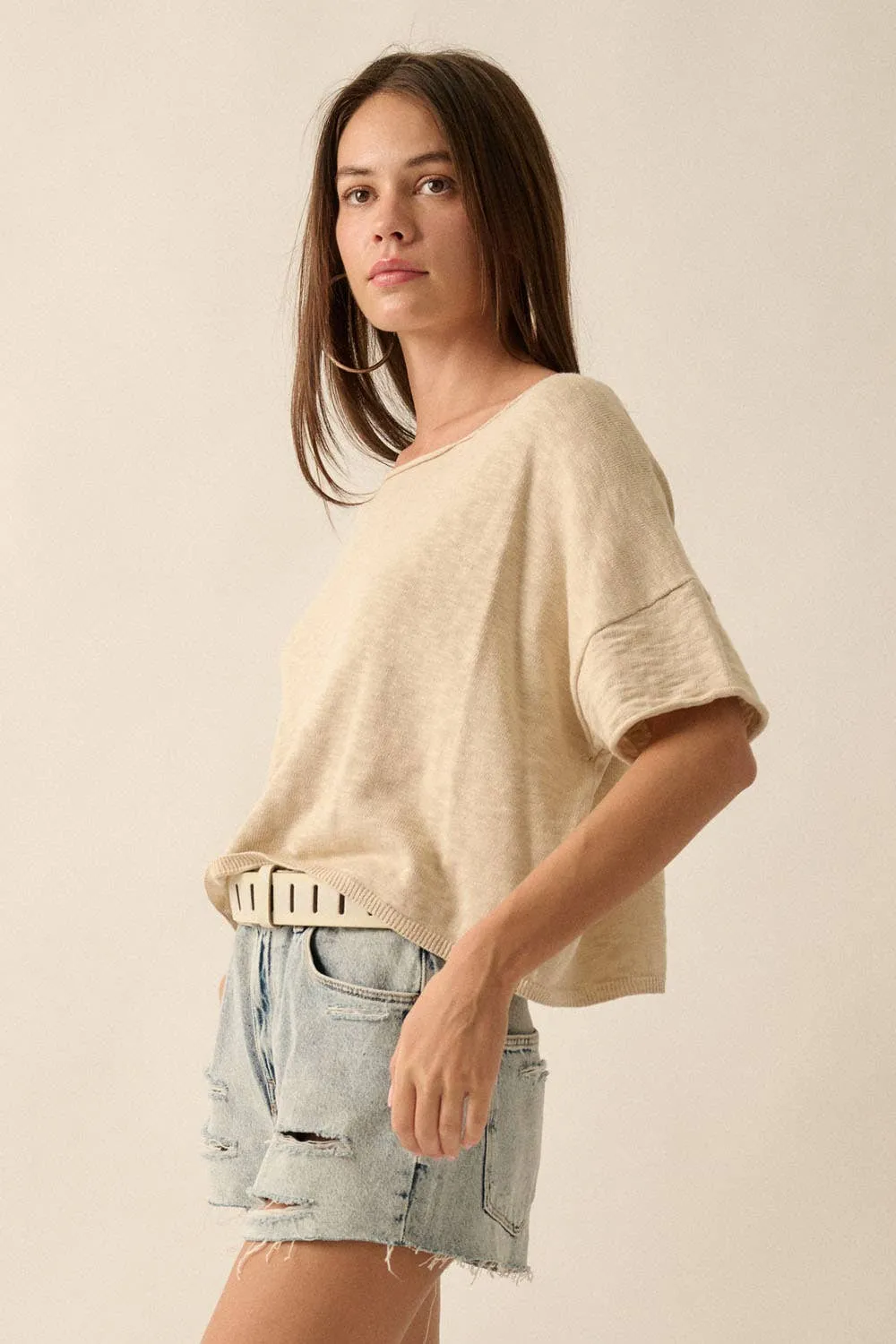 SHORT-SLEEVE LIGHTWEIGHT KNIT SWEATER
