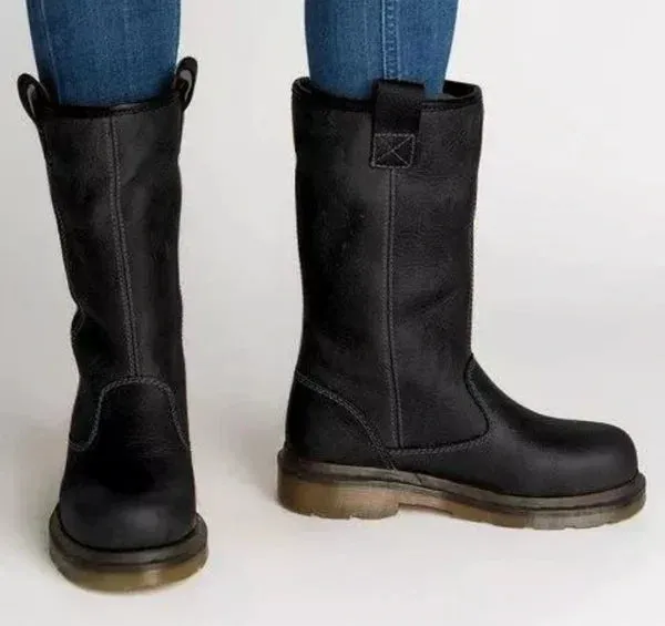 Stylish and comfortable MILENAS winter boots