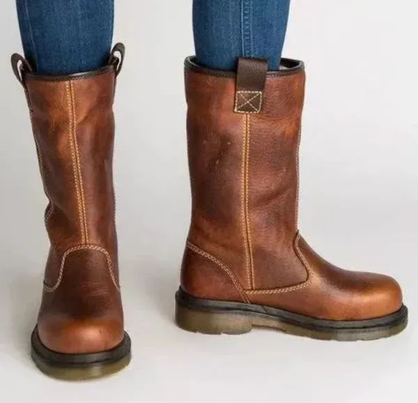 Stylish and comfortable MILENAS winter boots