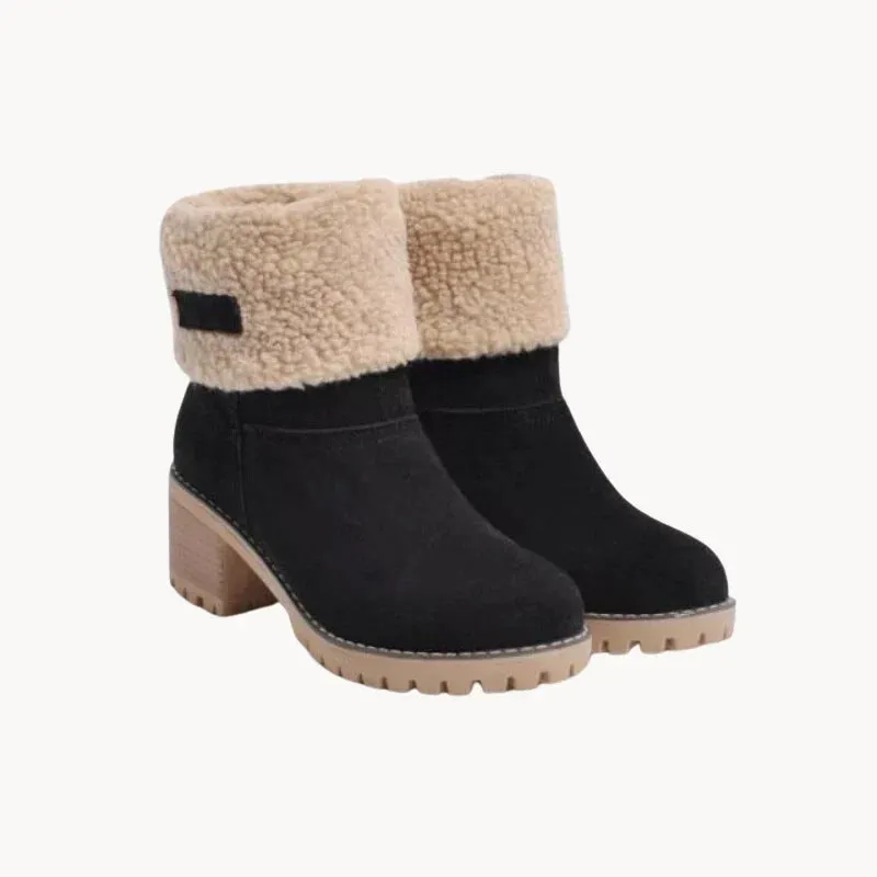 Women's Saga Boots: Warm, Lined, and Comfortable